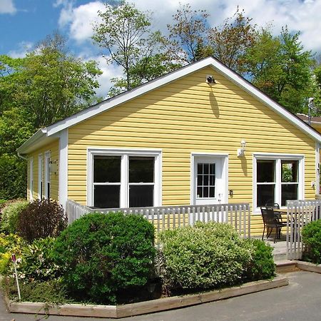 Larinda'S Landing Oceanfront Cottages Halifax Extérieur photo