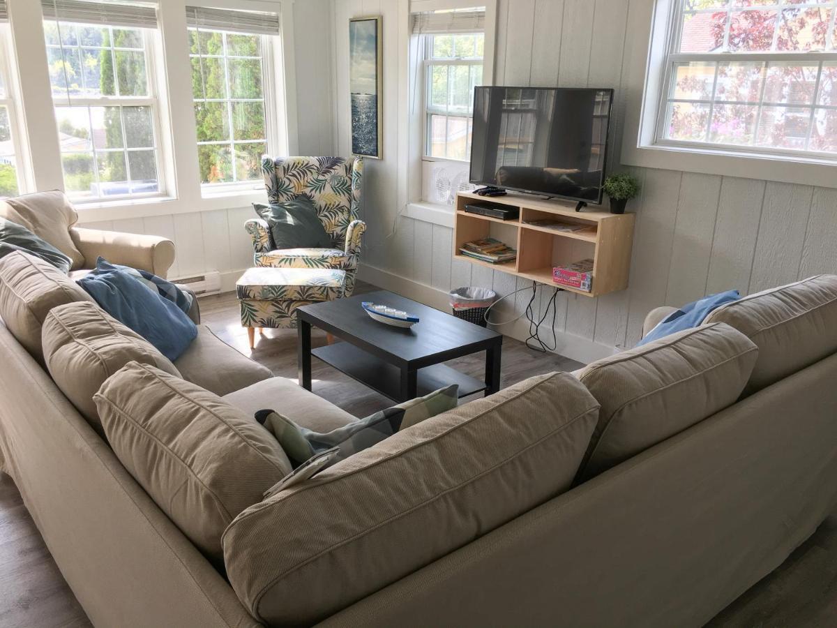 Larinda'S Landing Oceanfront Cottages Halifax Extérieur photo