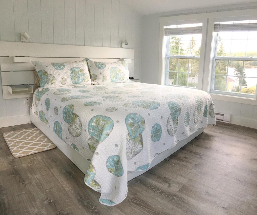 Larinda'S Landing Oceanfront Cottages Halifax Extérieur photo