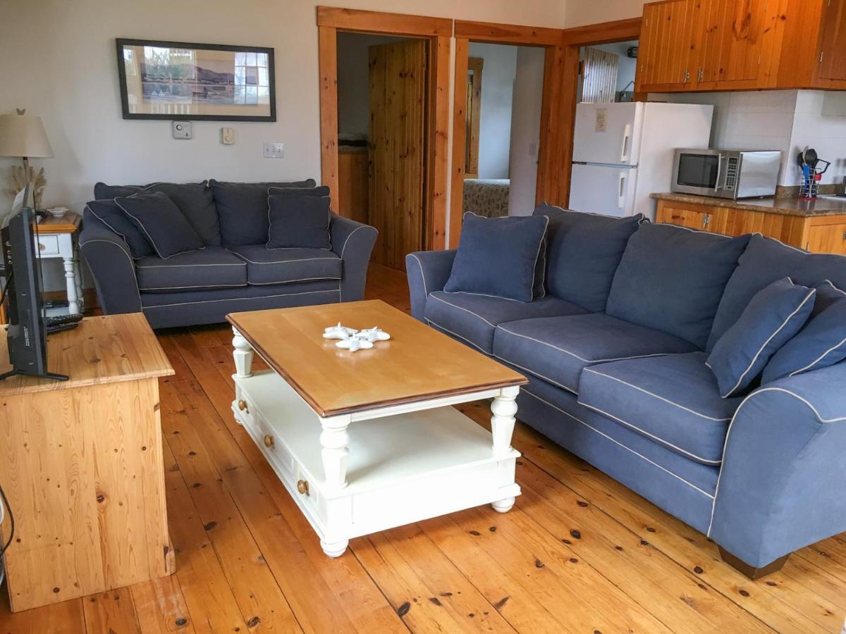 Larinda'S Landing Oceanfront Cottages Halifax Extérieur photo