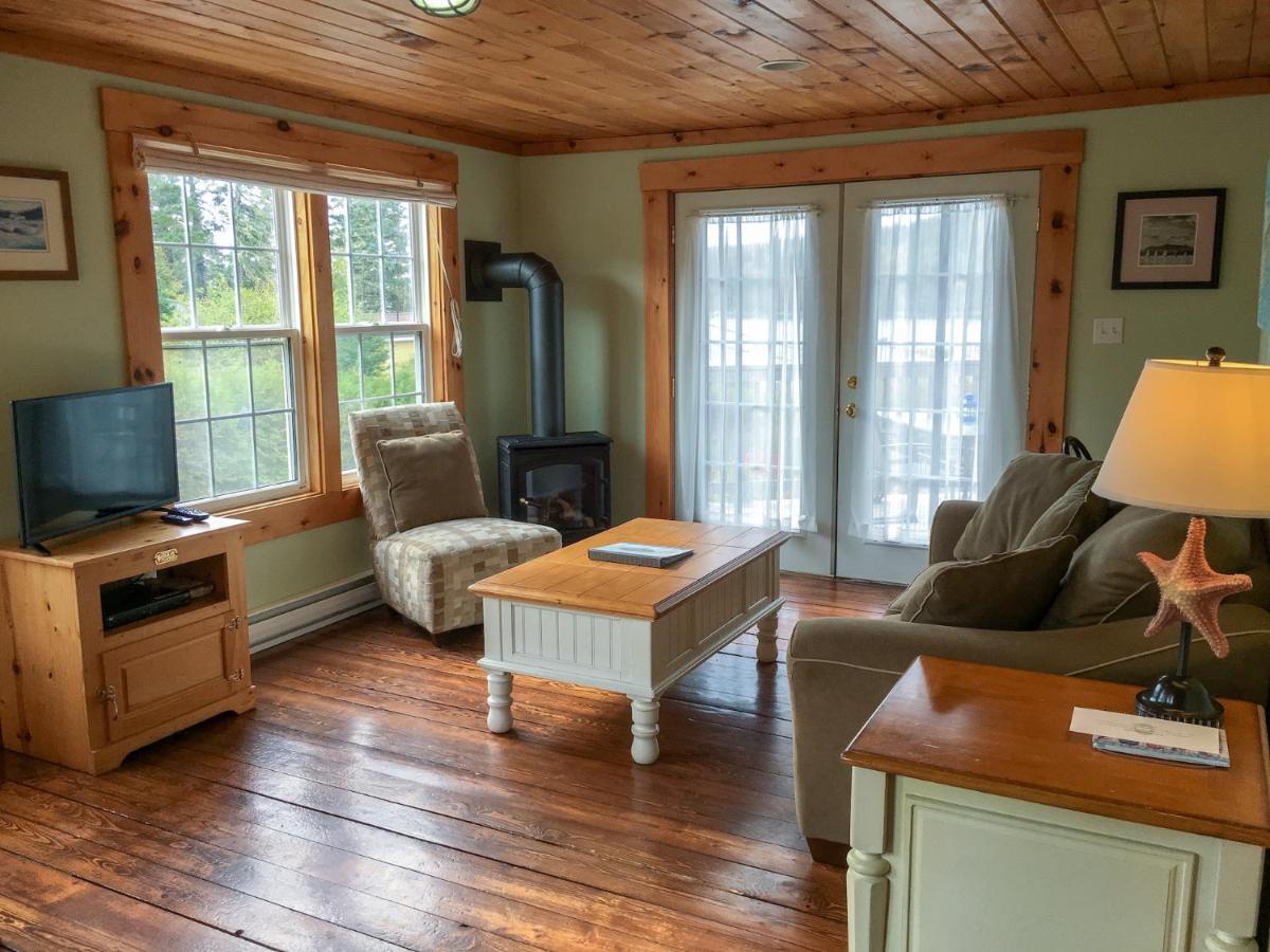 Larinda'S Landing Oceanfront Cottages Halifax Extérieur photo