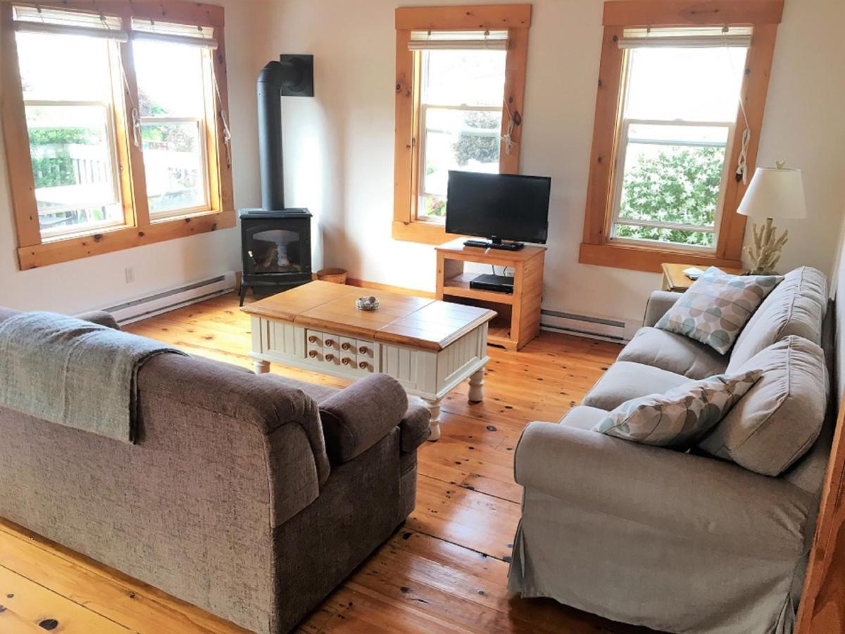 Larinda'S Landing Oceanfront Cottages Halifax Extérieur photo