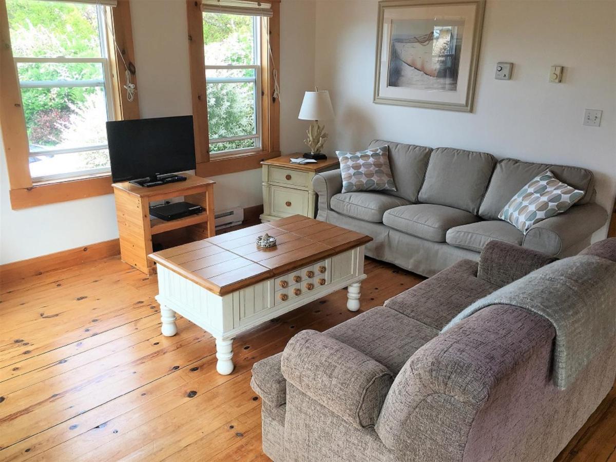 Larinda'S Landing Oceanfront Cottages Halifax Extérieur photo