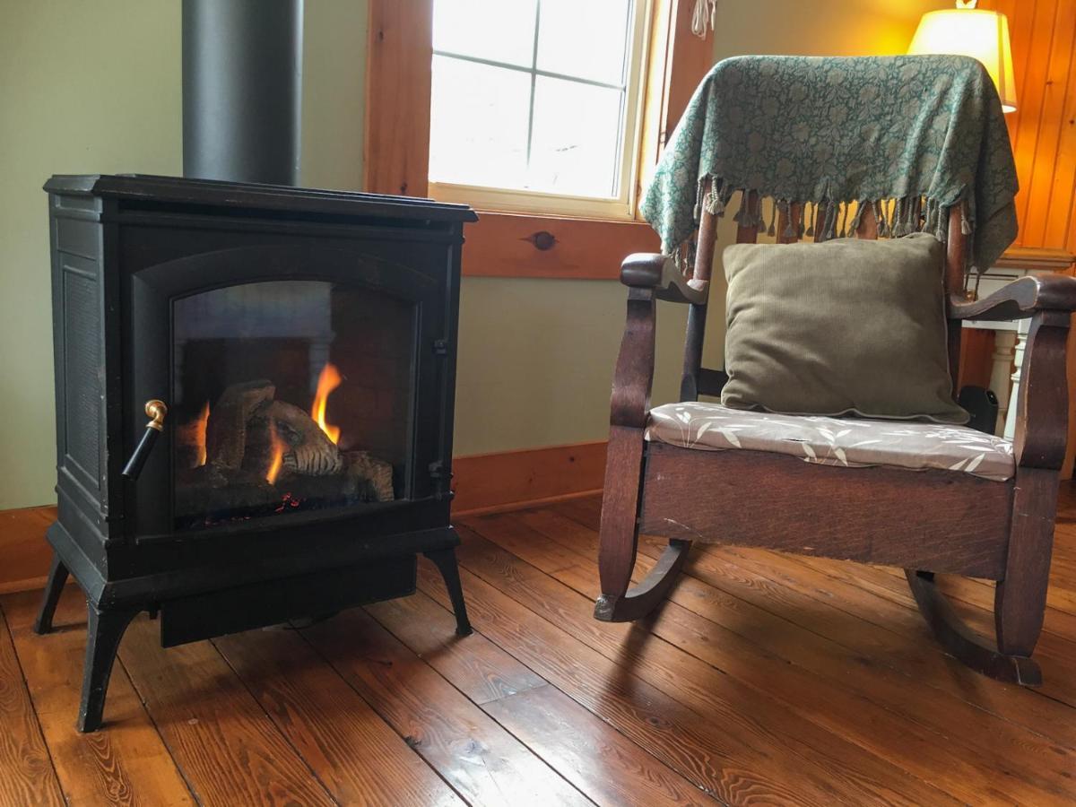 Larinda'S Landing Oceanfront Cottages Halifax Extérieur photo