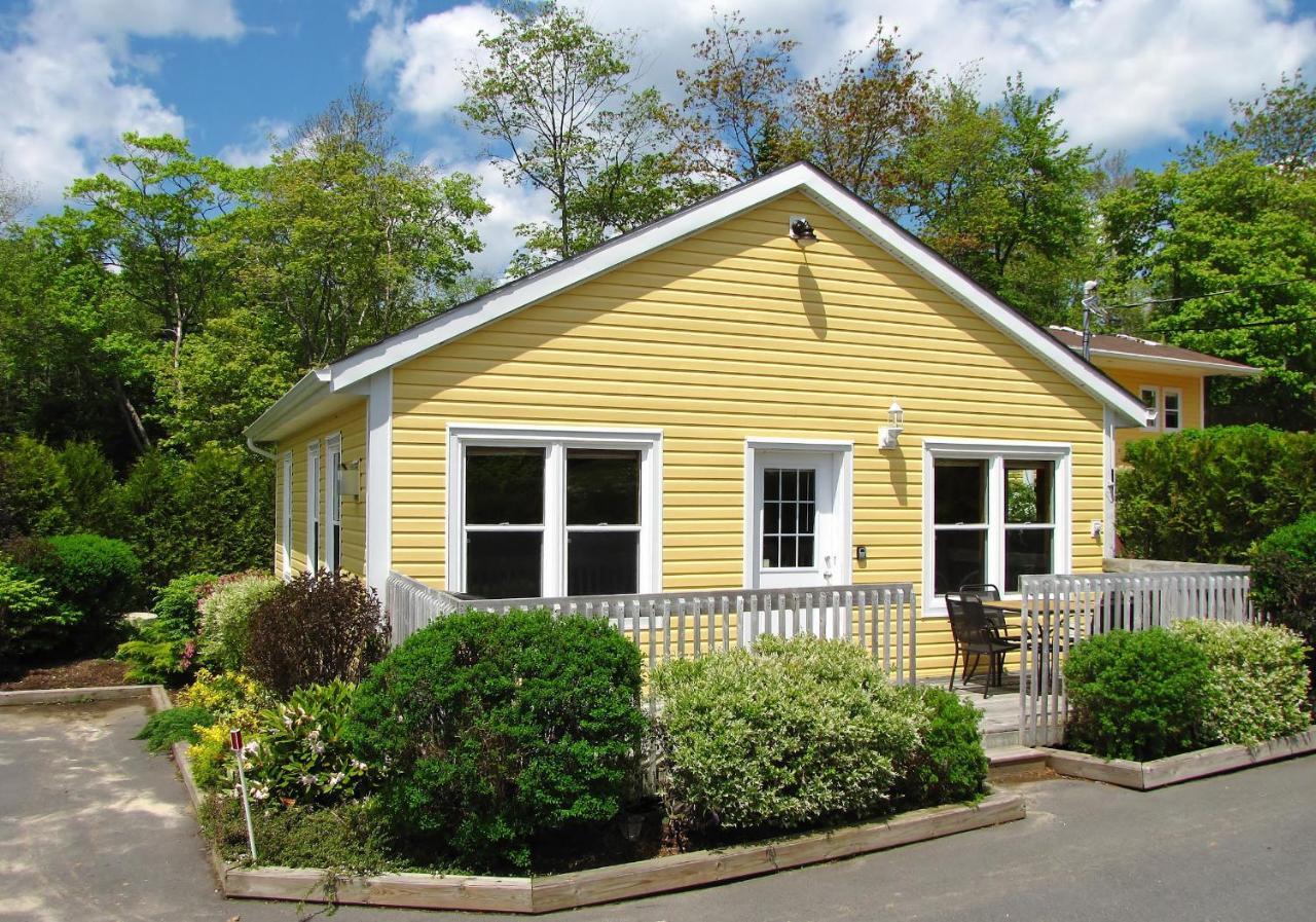 Larinda'S Landing Oceanfront Cottages Halifax Extérieur photo