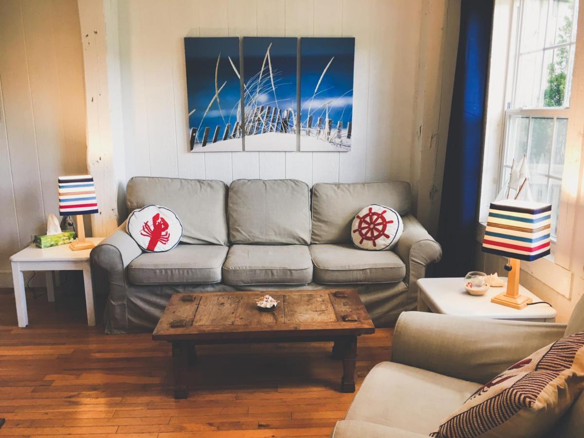 Larinda'S Landing Oceanfront Cottages Halifax Extérieur photo