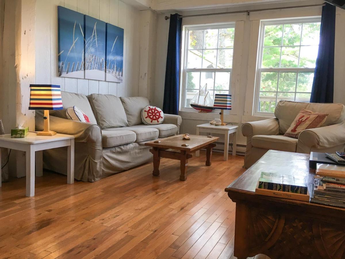 Larinda'S Landing Oceanfront Cottages Halifax Extérieur photo
